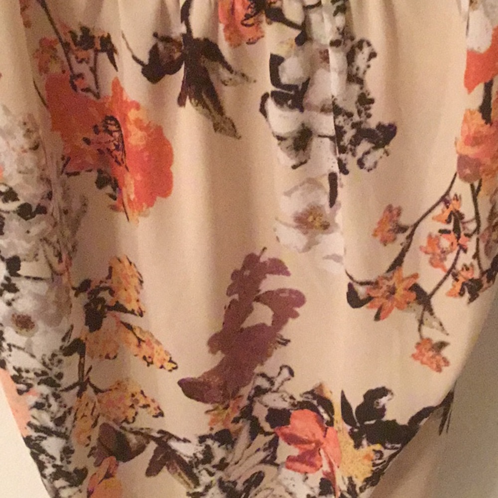 Floral spaghetti tank top - Picture 3 of 3